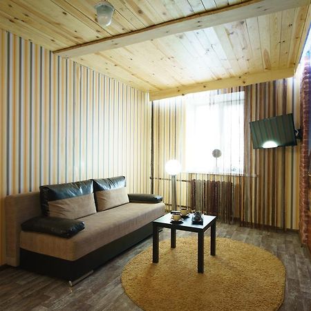 Paulmarie Apartments On Pushkina Μπομπρούισκ Εξωτερικό φωτογραφία