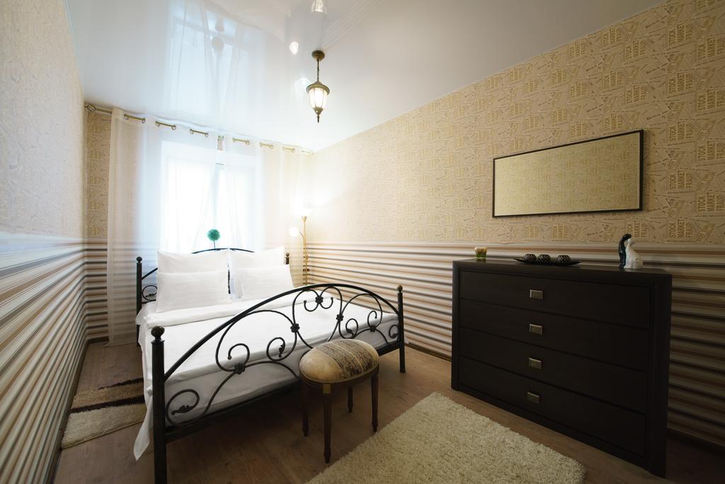 Paulmarie Apartments On Pushkina Μπομπρούισκ Εξωτερικό φωτογραφία